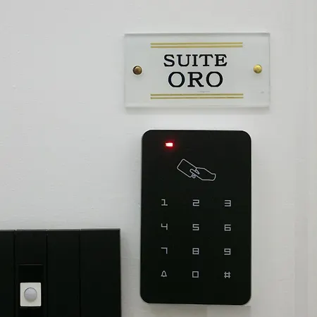 Pignasecca Domus בית הארחה 4*