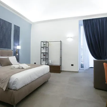 Pensión Pignasecca Domus 4*